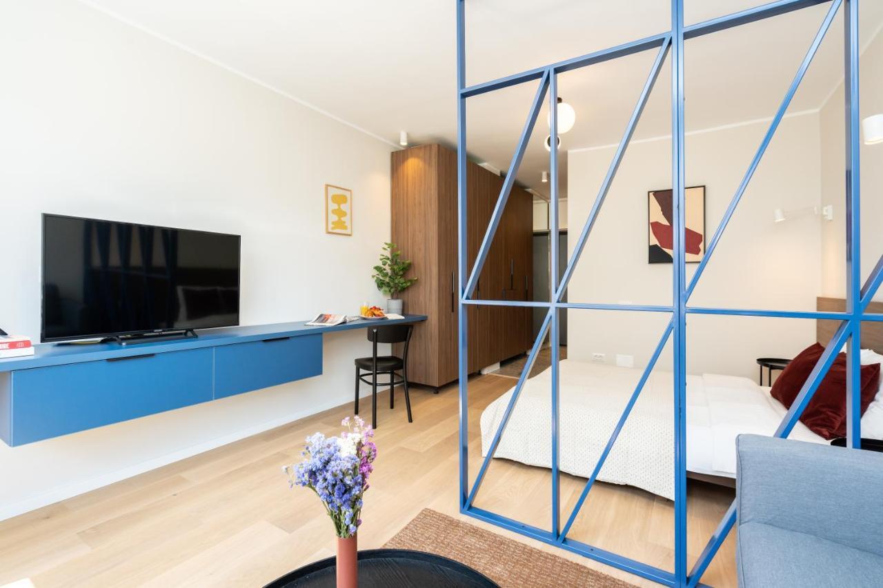 Elegant Studio In The Heart Of The Town Bucharest Exterior photo